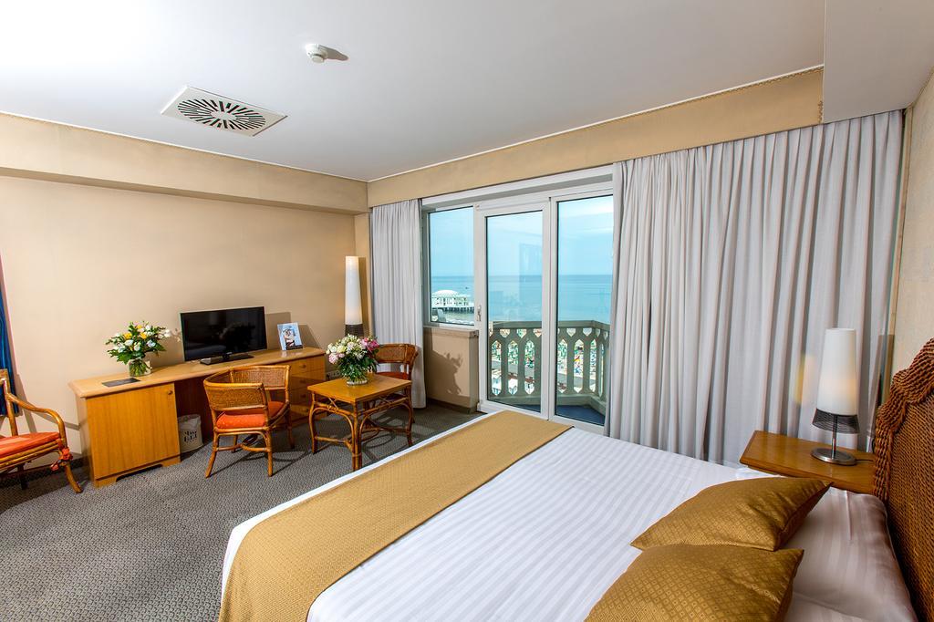 City Hotel Senigallia Esterno foto